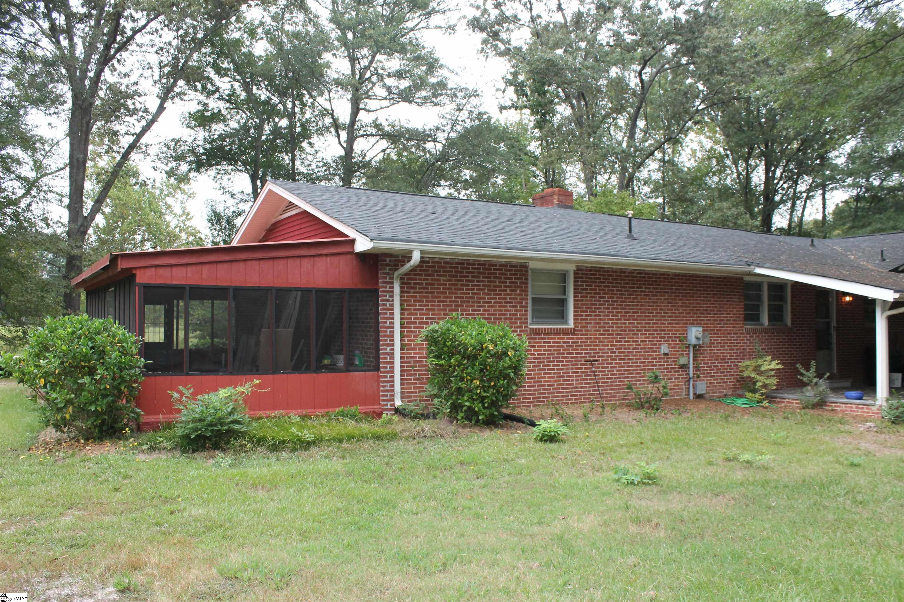 Williamston, South Carolina 29697, United States, 4 Bedrooms Bedrooms, ,2 BathroomsBathrooms,Residential,Contingent,38035