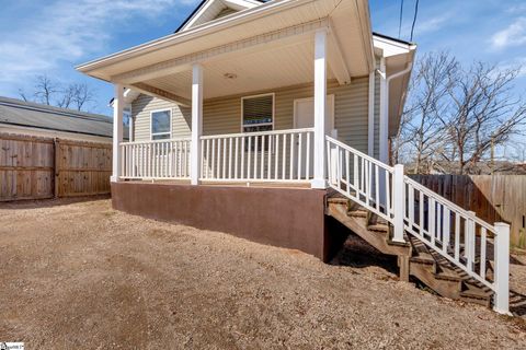 MLS: 1549461