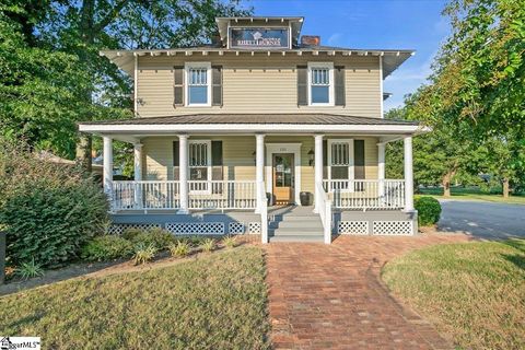 131 SE Main Street Simpsonville SC 29691