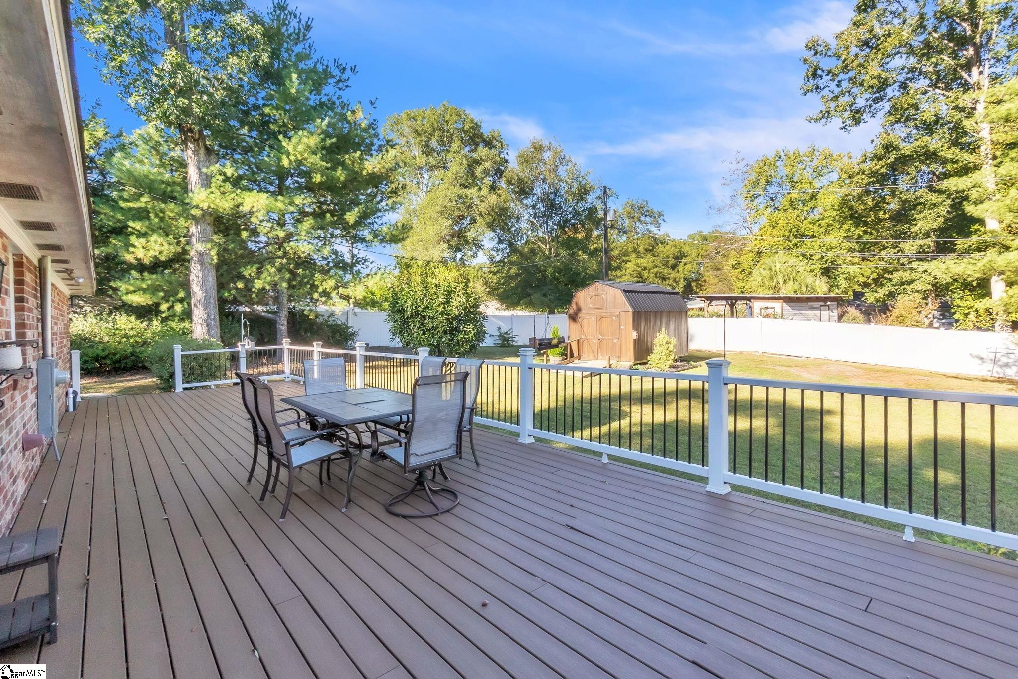 210 W Fernwood Road