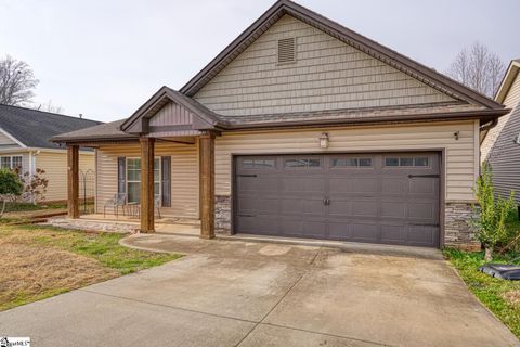 Photo of 9 Cedar Brook Court, Greenville, SC 29611 (MLS # 1578755)