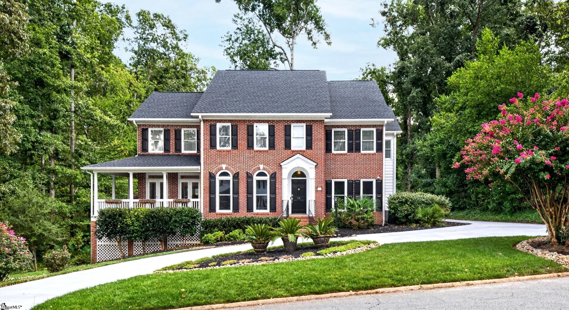 11 Holly Trace