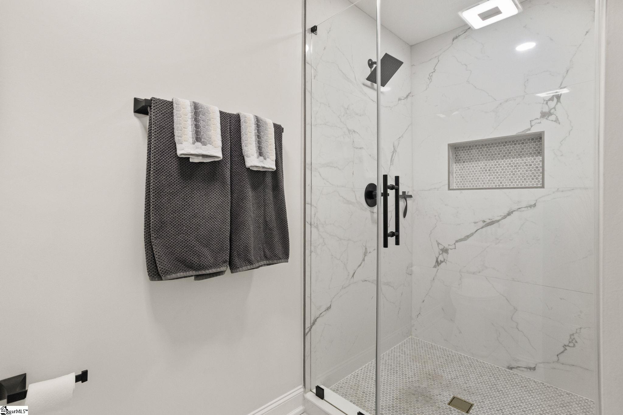 Simpsonville, South Carolina 29681, United States, 4 Bedrooms Bedrooms, ,4 BathroomsBathrooms,Residential,Contingent,184232