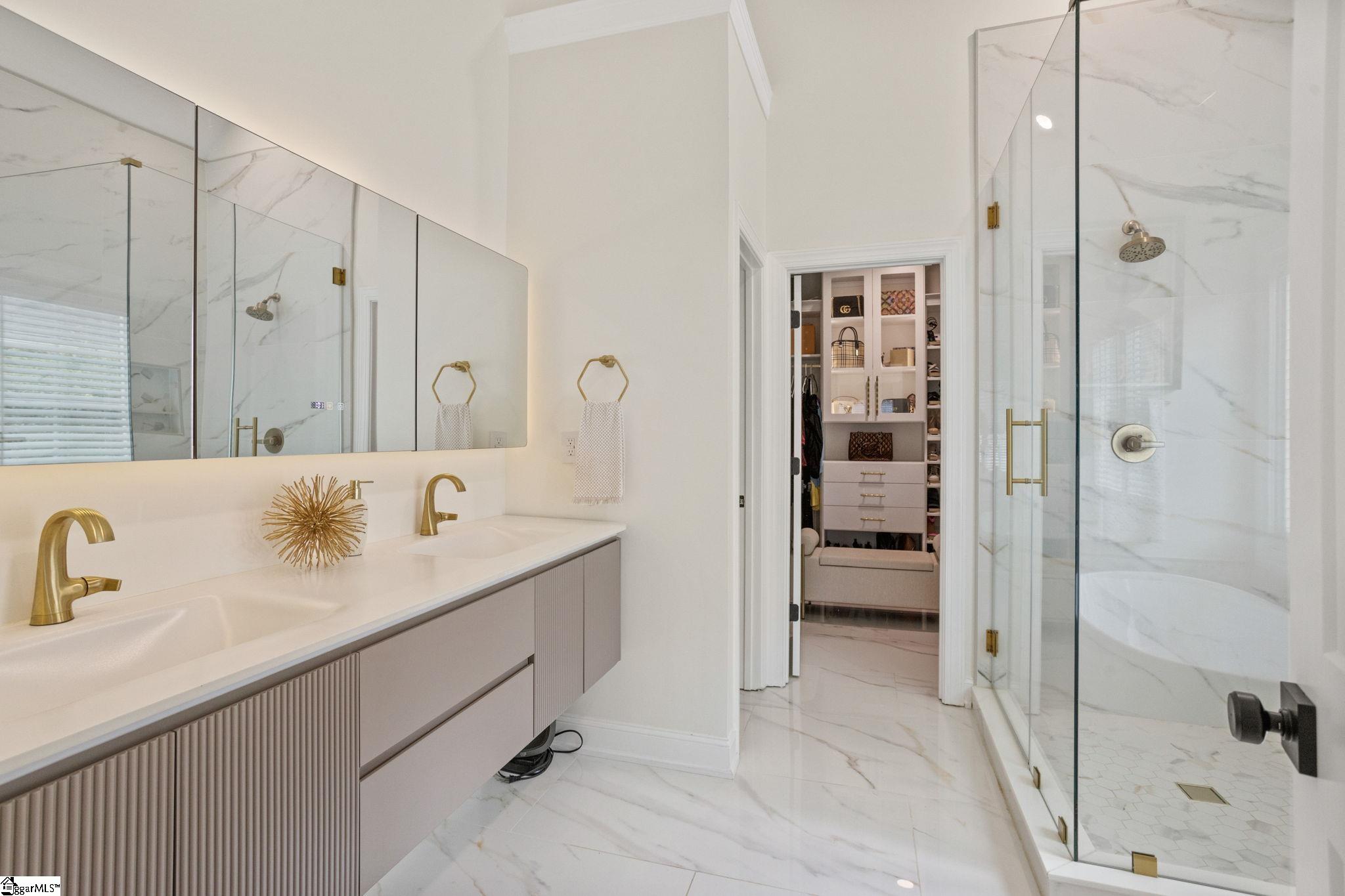 Simpsonville, South Carolina 29681, United States, 4 Bedrooms Bedrooms, ,4 BathroomsBathrooms,Residential,Contingent,184232