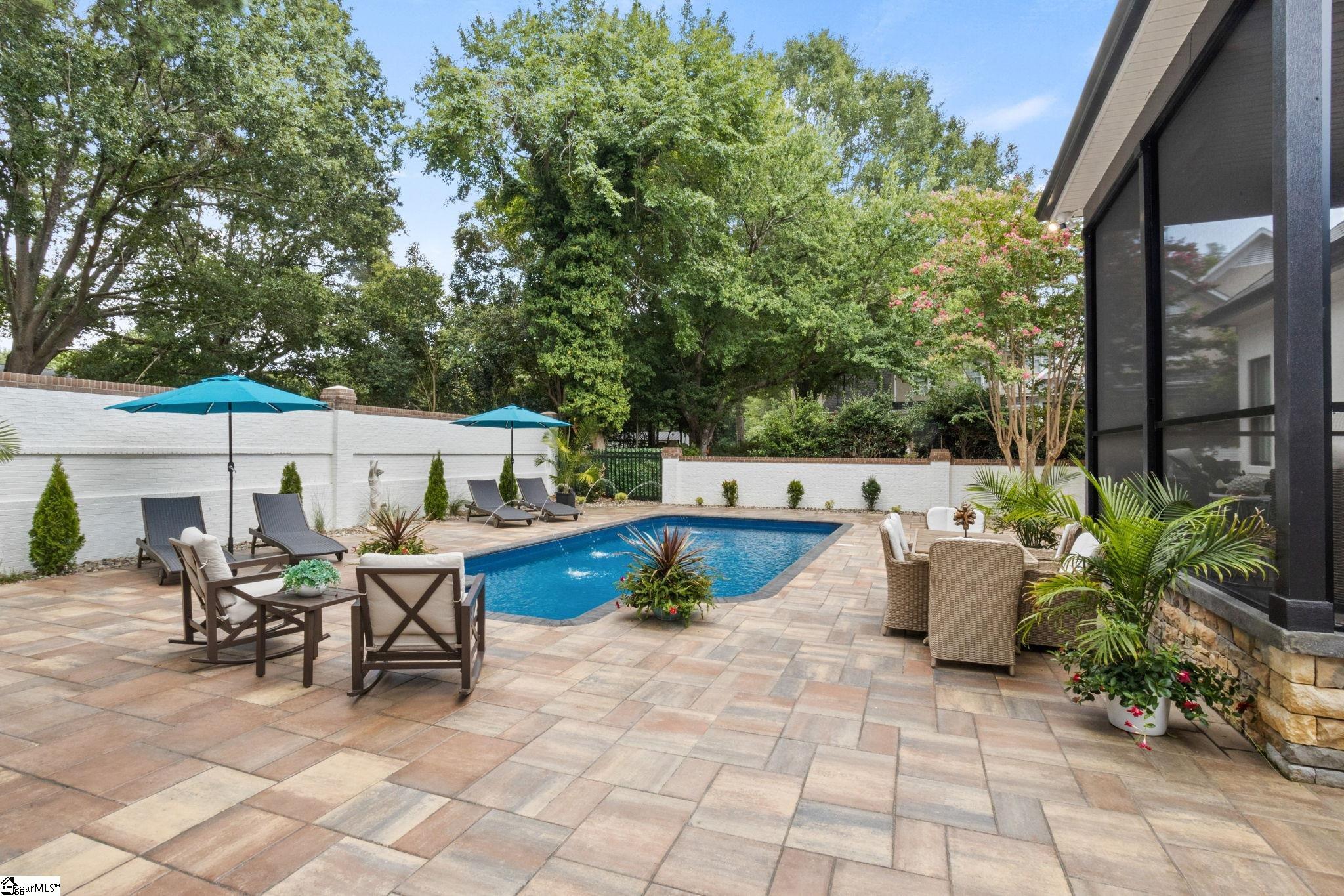 Simpsonville, South Carolina 29681, United States, 4 Bedrooms Bedrooms, ,4 BathroomsBathrooms,Residential,Contingent,184232