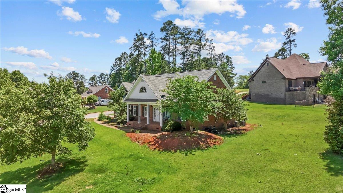 123 S Lake Emory Drive