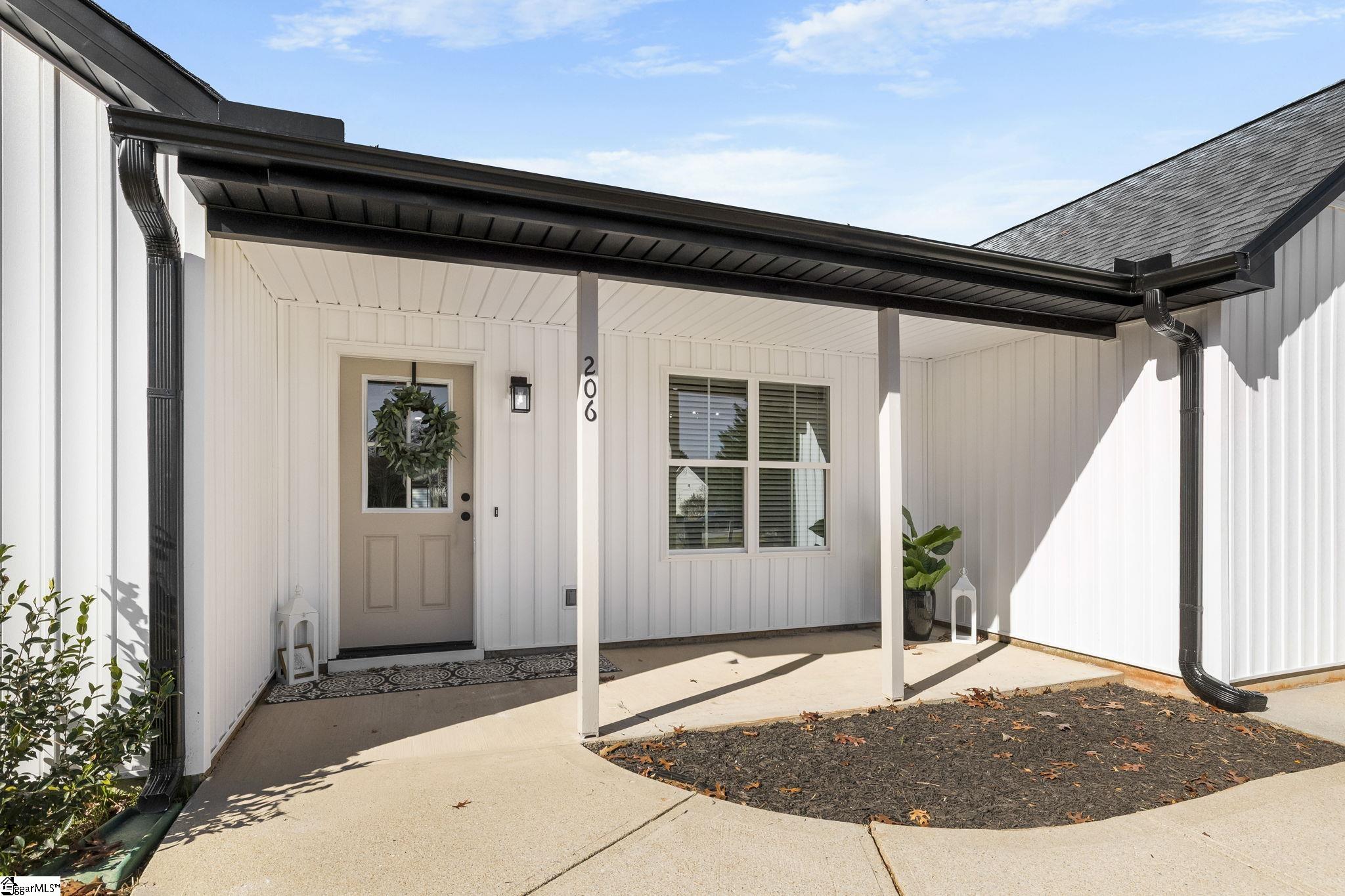 206 Dexter Bend Court