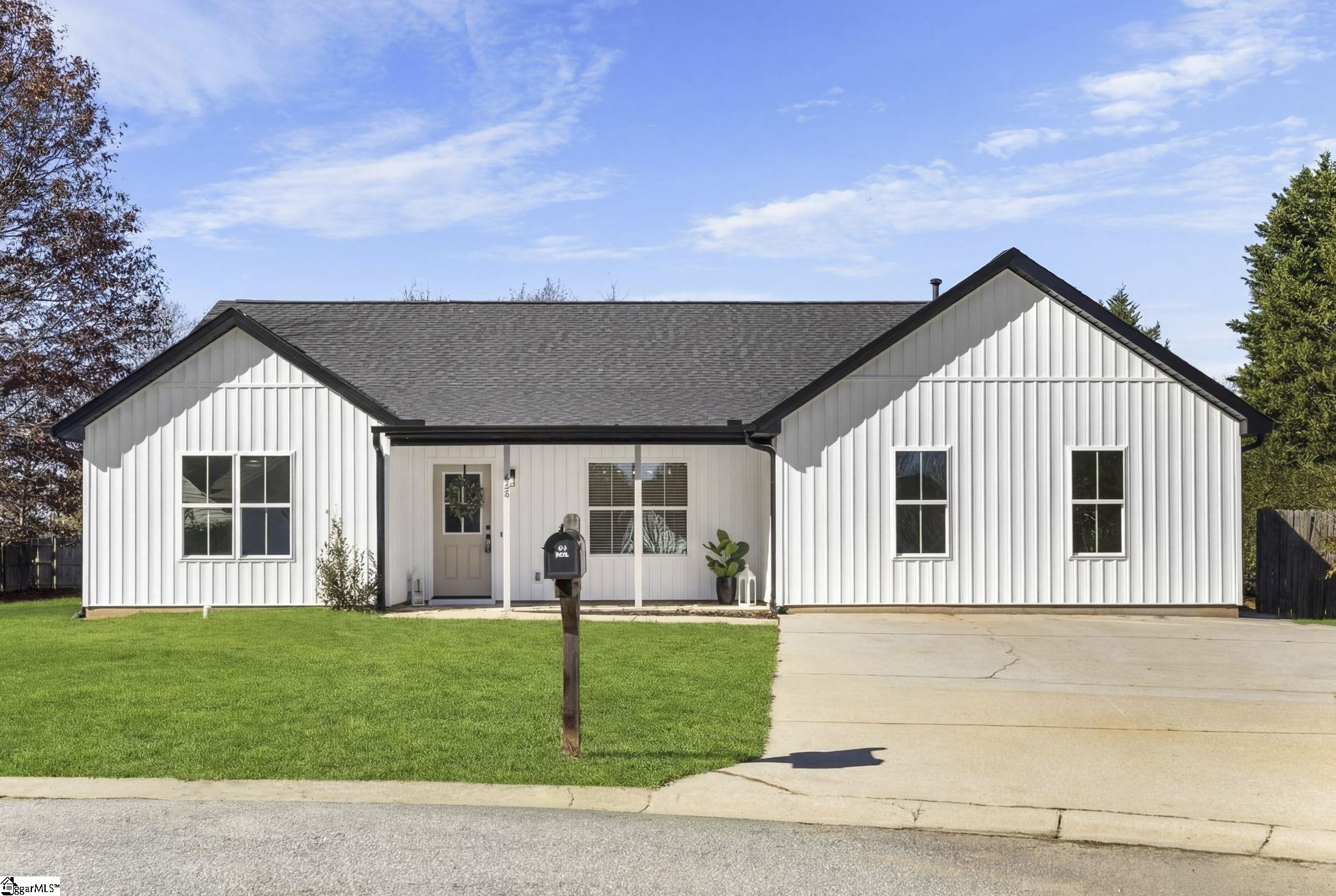 206 Dexter Bend Court