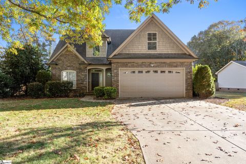 Photo of 34 Oak Grove Lake Road, Greenville, SC 29615 (MLS # 1573975)