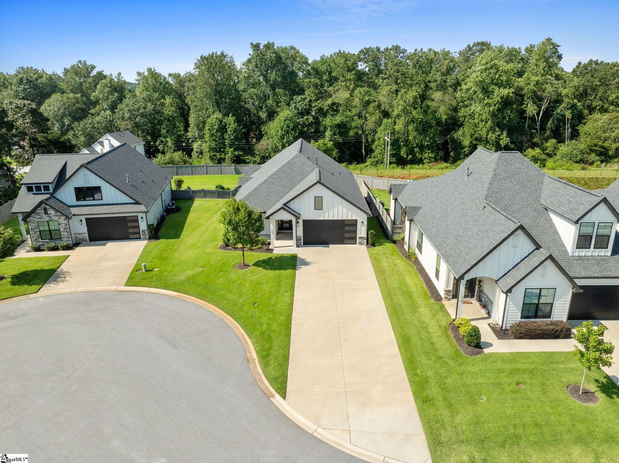220 Horse Tack Trail
