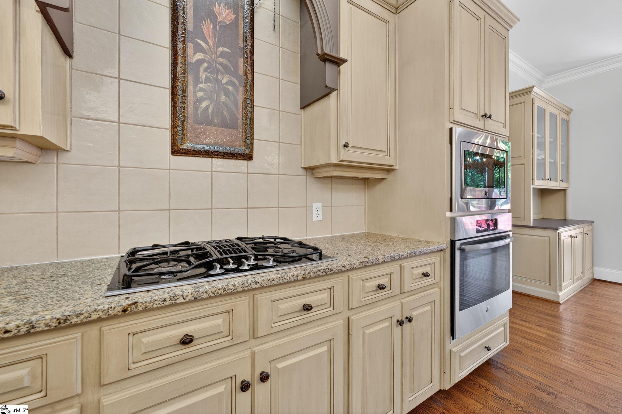 228 Indian Wells Drive