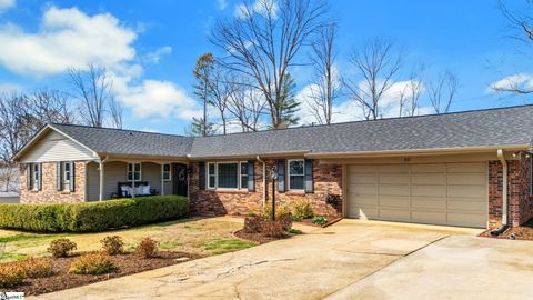 10 Elmwood Drive Taylors SC 29687