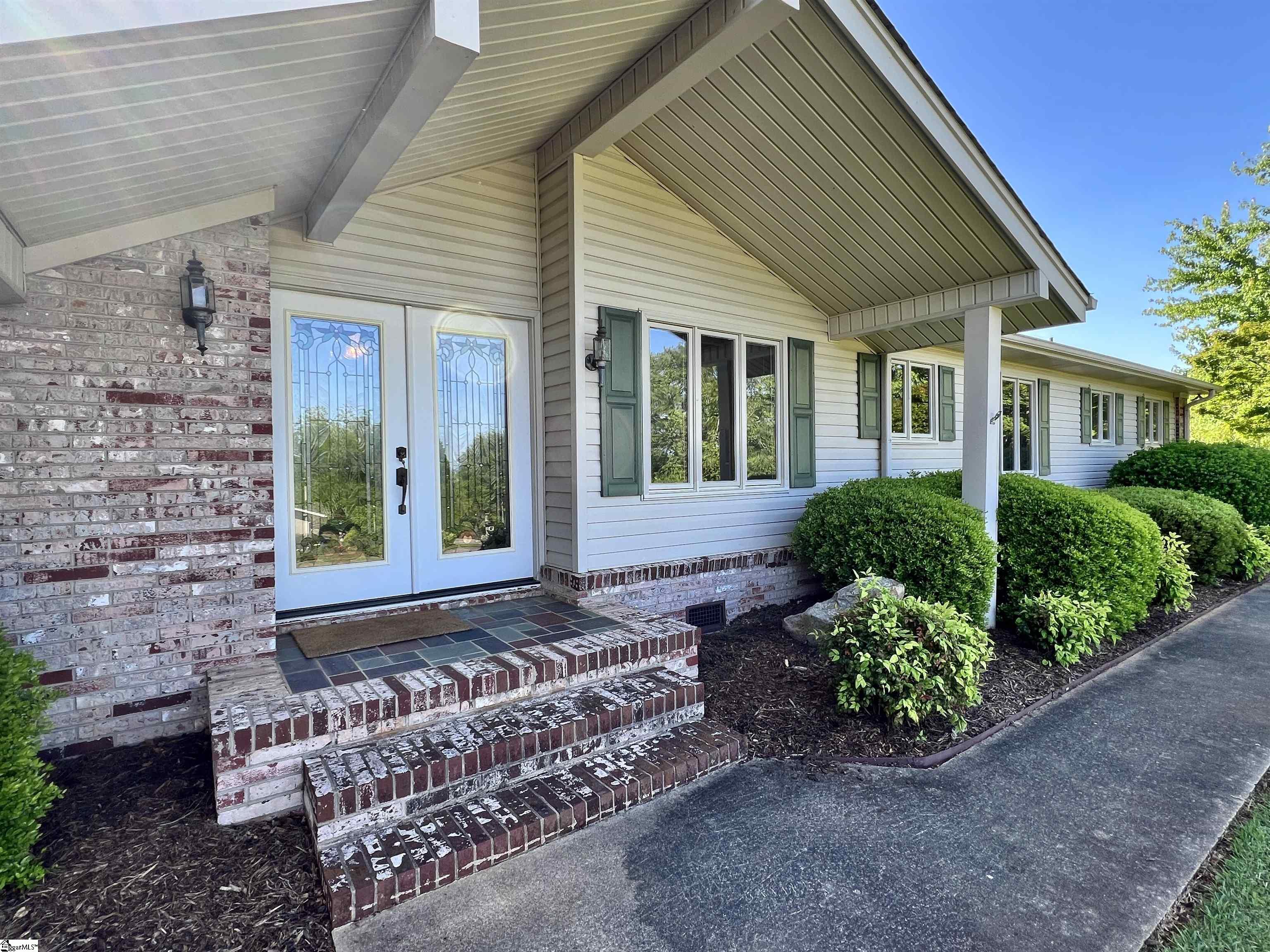 122 Mountainview Drive