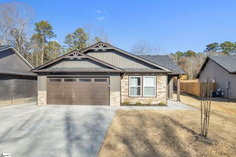 Photo of 267 Lexington Street, Chesnee, SC 29323 (MLS # 1581831)