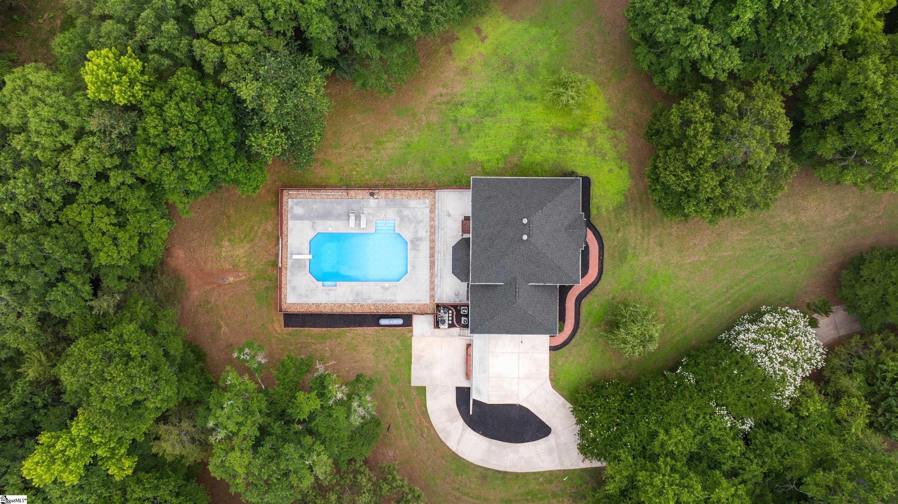 453 Circle Road