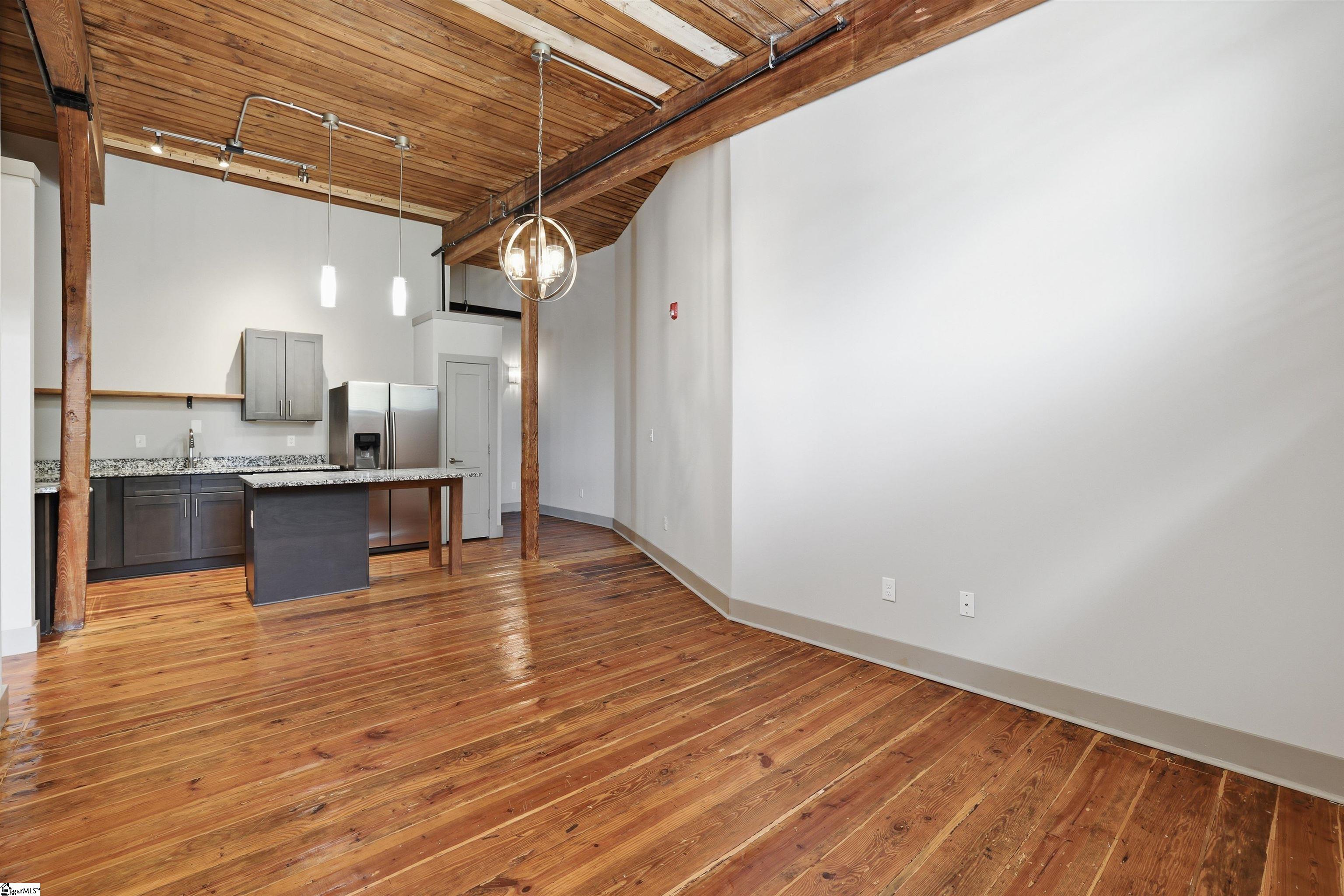 806 Green Avenue UNIT 226