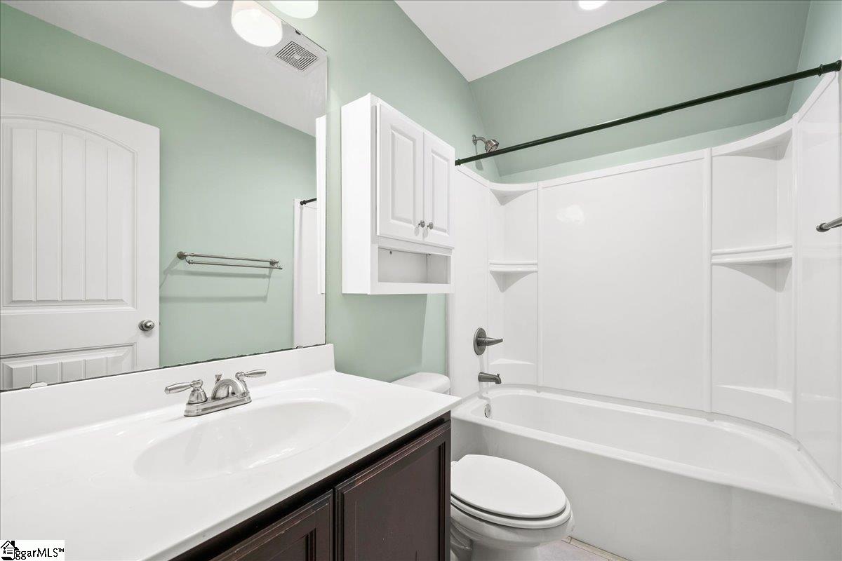 Anderson, South Carolina 29621, United States, 4 Bedrooms Bedrooms, ,3 BathroomsBathrooms,Residential,Active,250730