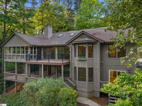 Photo of 204 Still Water Bay Drive, Salem, SC 29675 (MLS # 1589224)