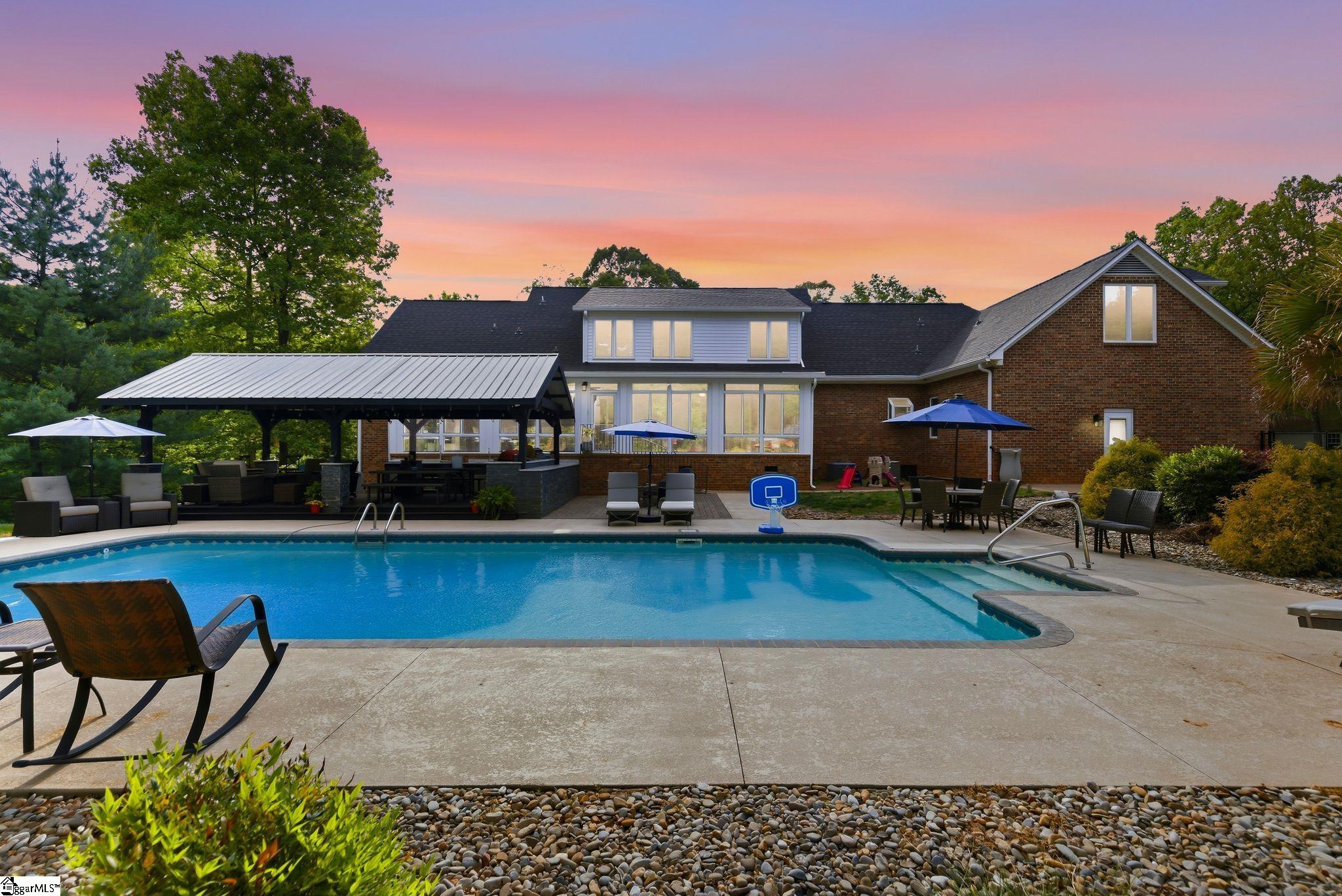 1408 Beverly Road