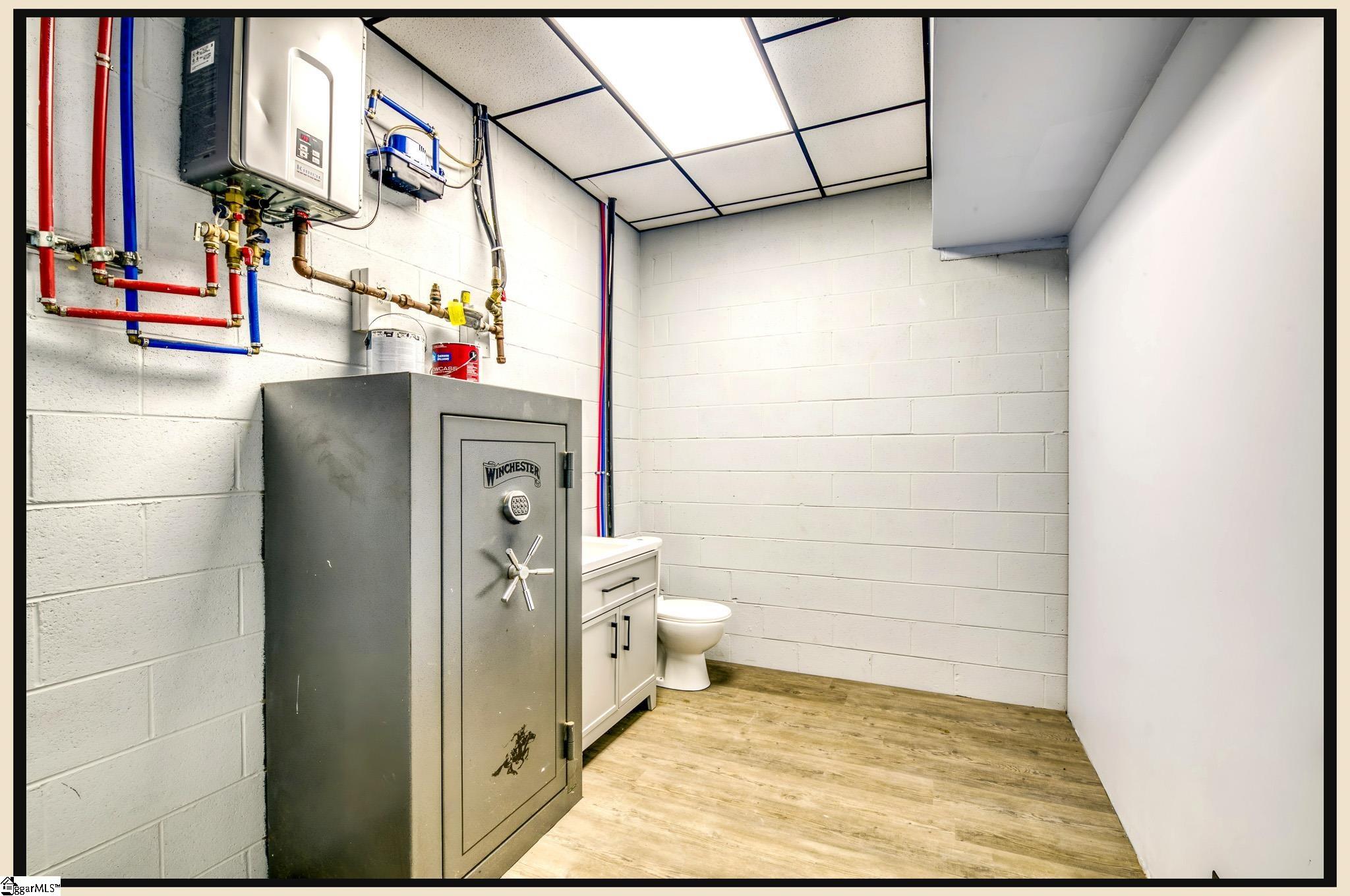 Easley, South Carolina, 29640, United States, 3 Bedrooms Bedrooms, ,4 BathroomsBathrooms,Residential,Active,2038114