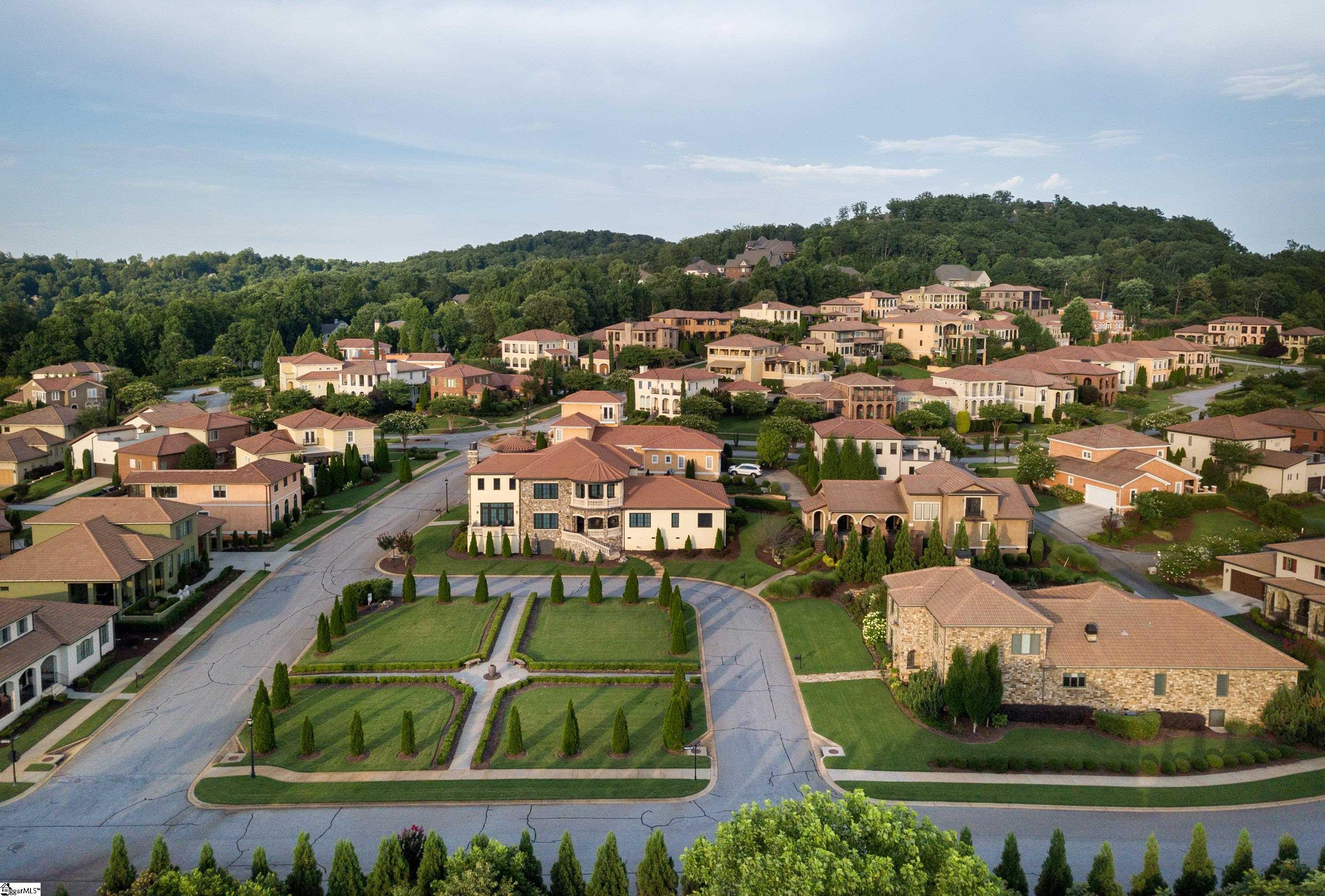 22 Arezzo Drive