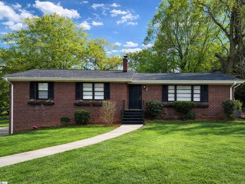 Photo of 49 Foxhall Road, Greenville, SC 29605 (MLS # 1586787)