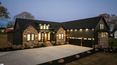 112 Marseille Drive Simpsonville SC 29680