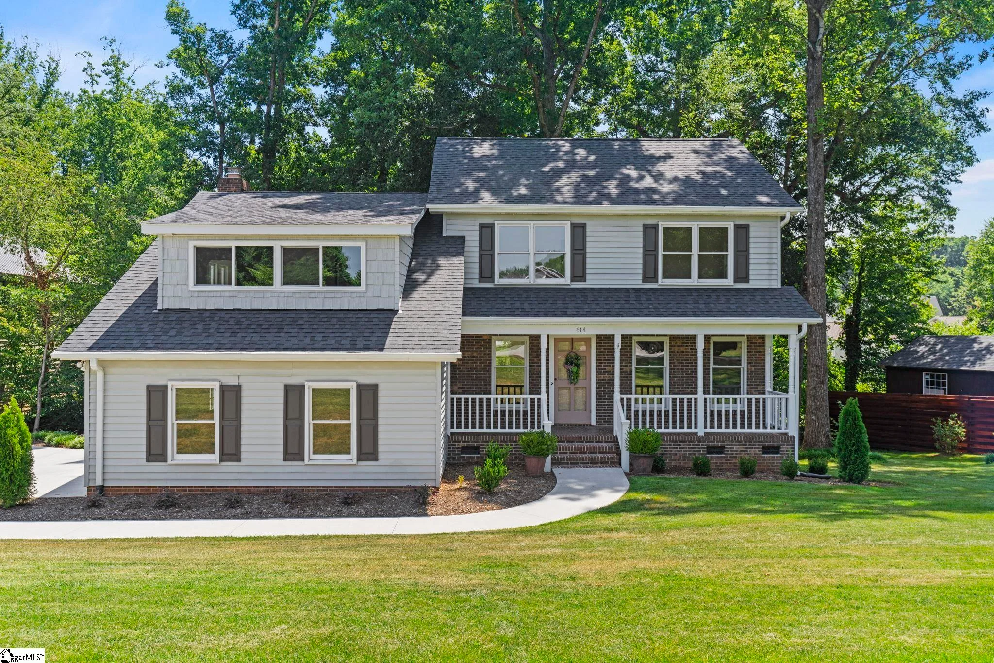 414 Phillips Lane