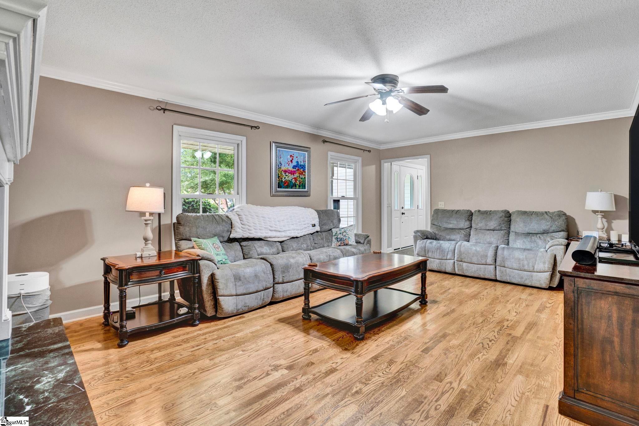 10 Woodsage Court