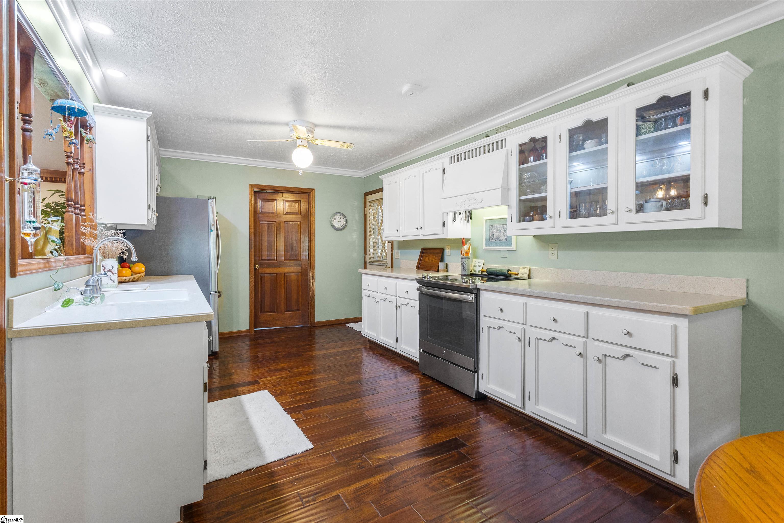 187 Teri Drive