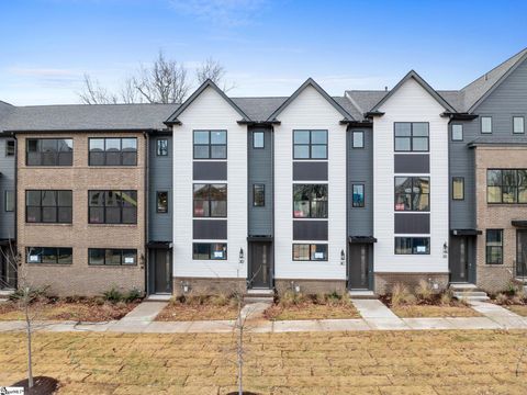 Photo of 1305 Pendleton Street Unit 12, Greenville, SC 29611 (MLS # 1576603)