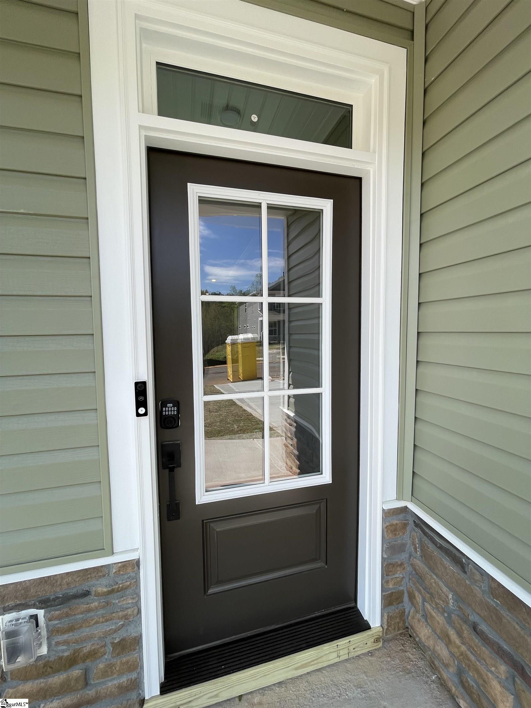18 Gateway Drive