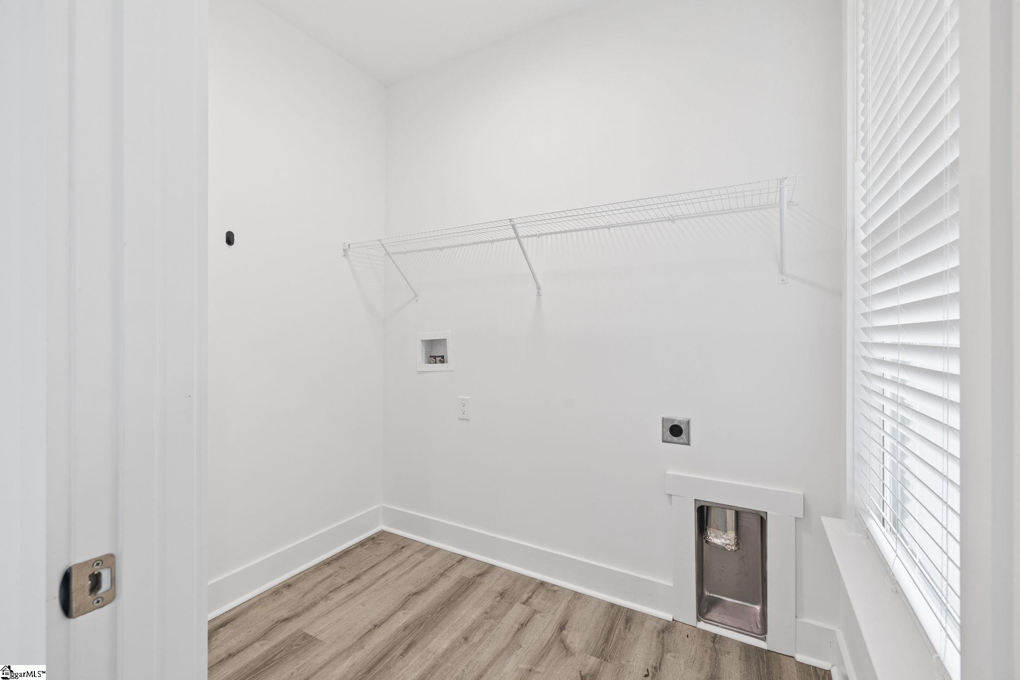 Travelers Rest, South Carolina 29690, United States, 3 Bedrooms Bedrooms, ,3 BathroomsBathrooms,Residential,Active,214242