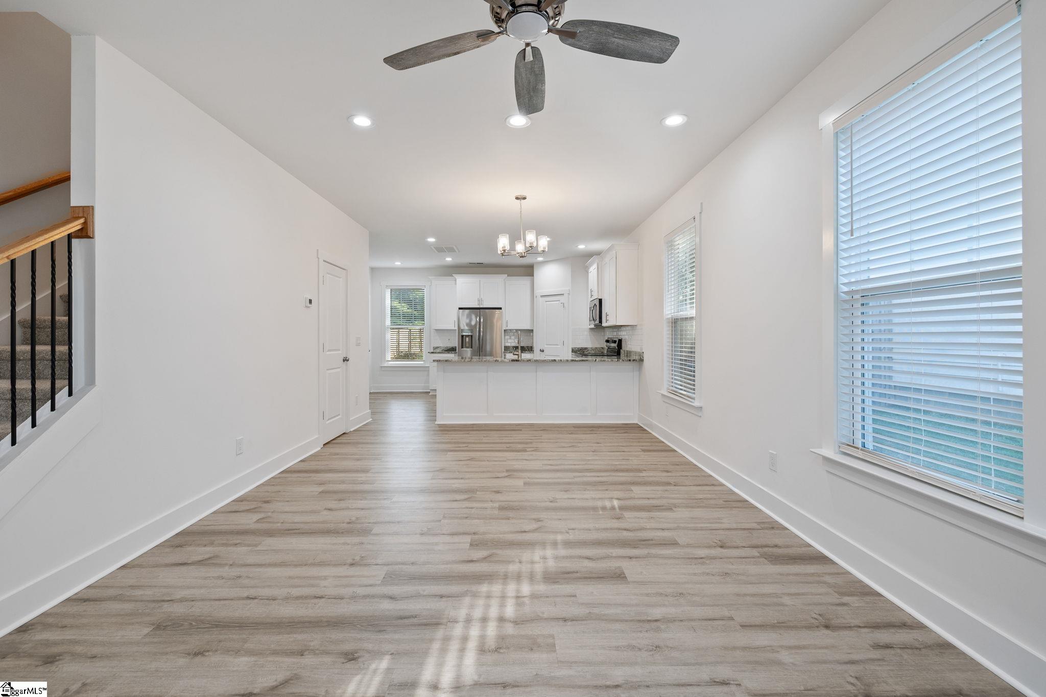 Travelers Rest, South Carolina 29690, United States, 3 Bedrooms Bedrooms, ,3 BathroomsBathrooms,Residential,Active,214242