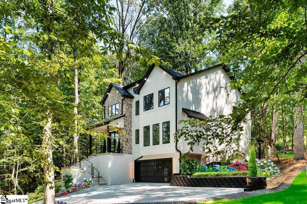 281 Loch Lomond Drive