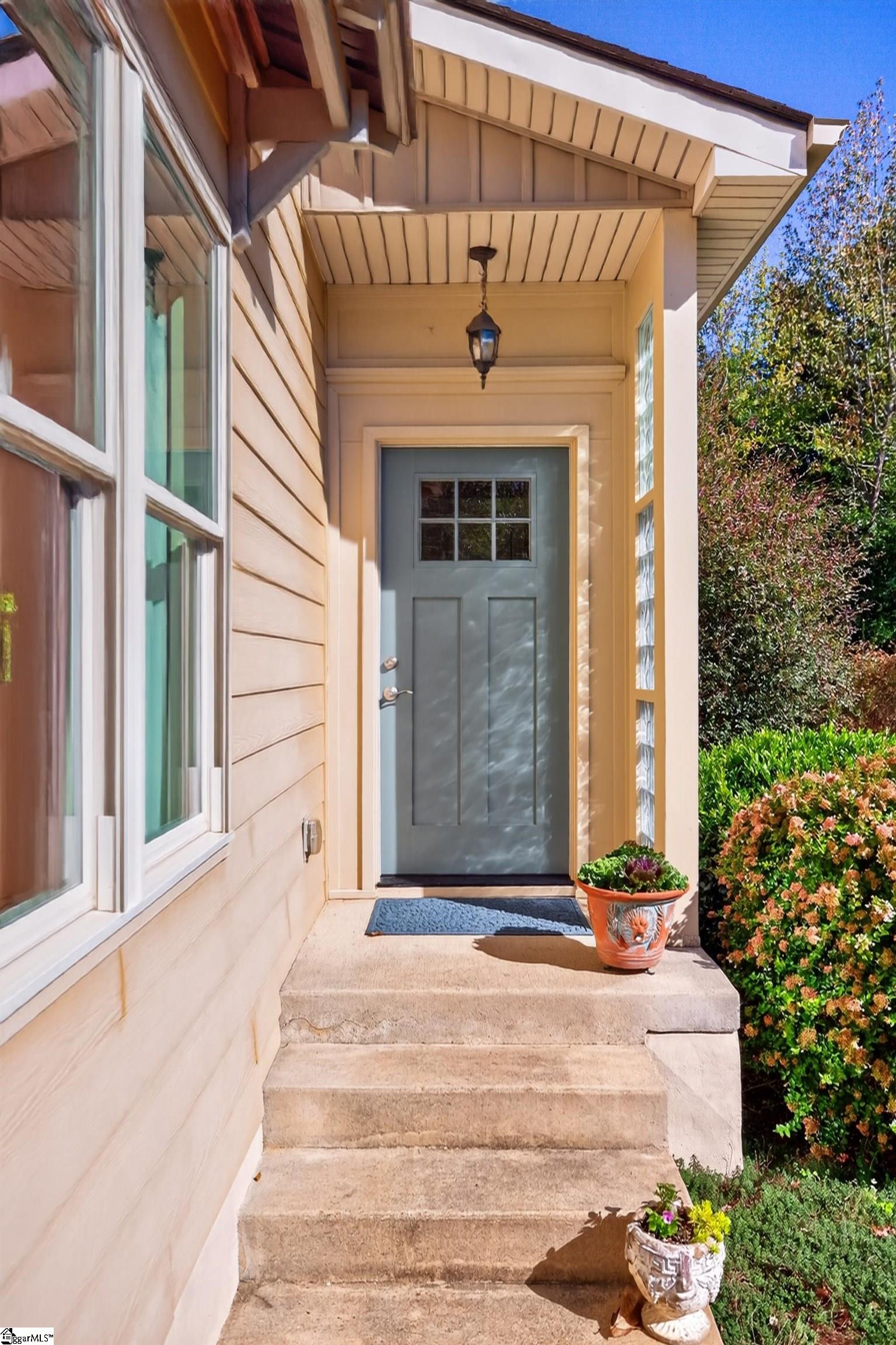 56 Montague Circle