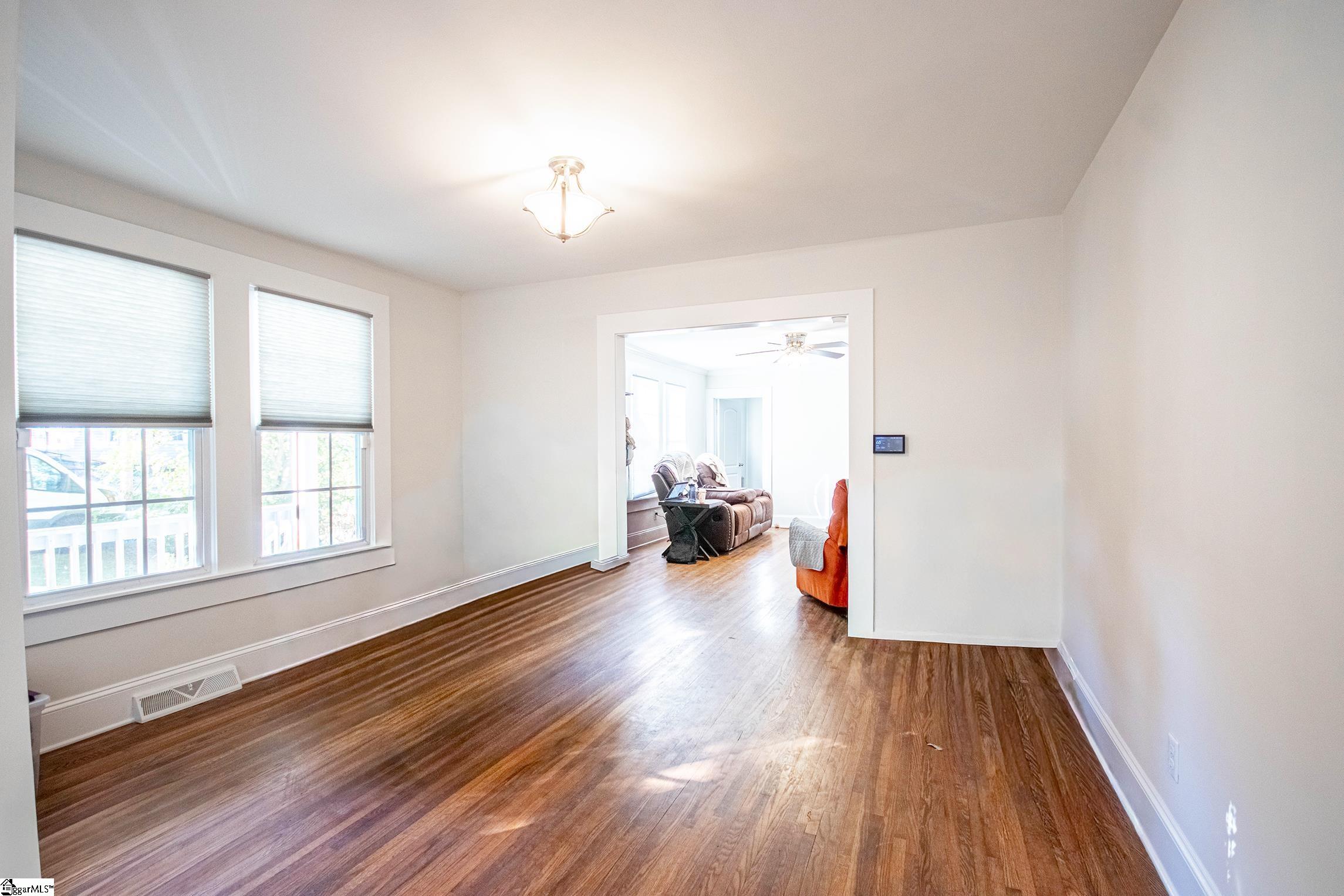 Greenville, South Carolina 29617, United States, 2 Bedrooms Bedrooms, ,1 BathroomBathrooms,Residential,Active,238025