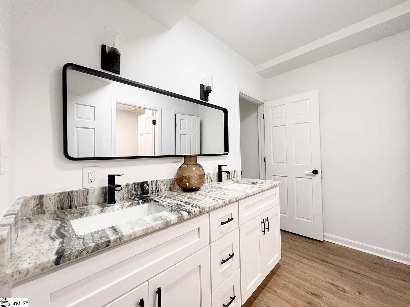 Taylors, South Carolina 29687, United States, 4 Bedrooms Bedrooms, ,3 BathroomsBathrooms,Residential,Active,109954