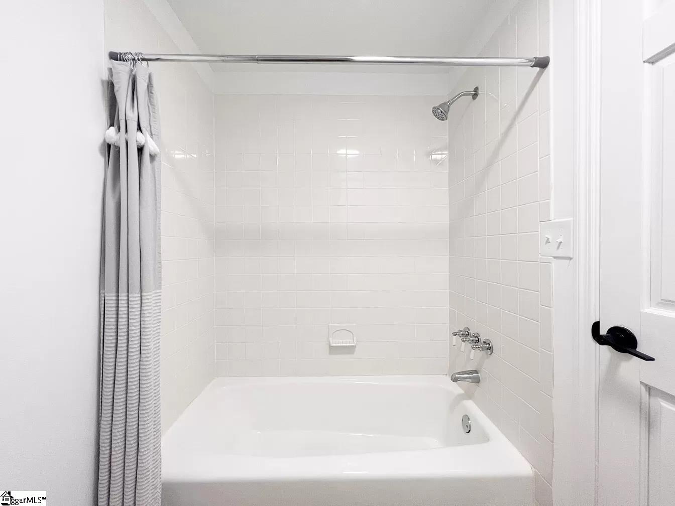 Taylors, South Carolina 29687, United States, 4 Bedrooms Bedrooms, ,3 BathroomsBathrooms,Residential,Active,109954