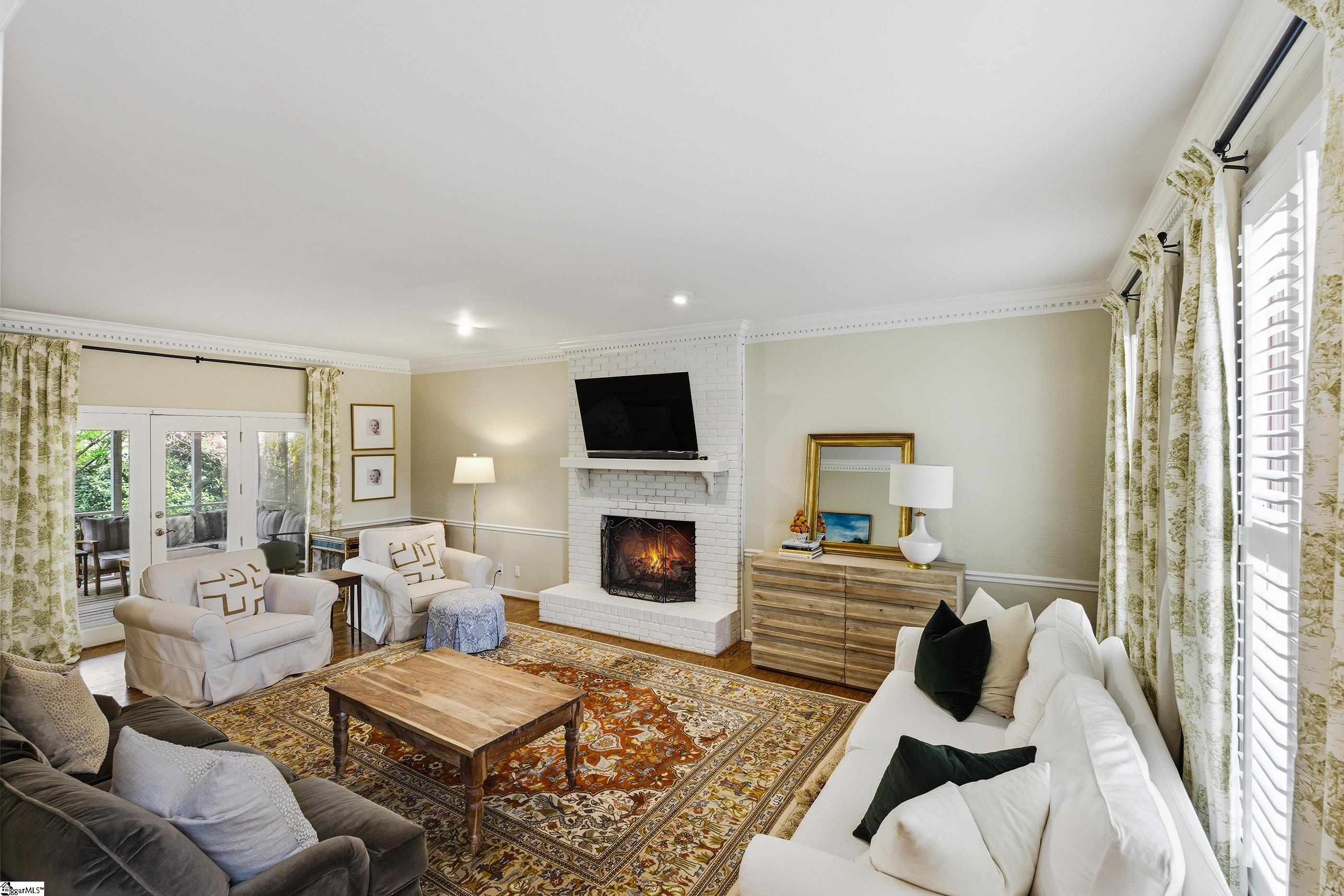 21 Oak Crest Court