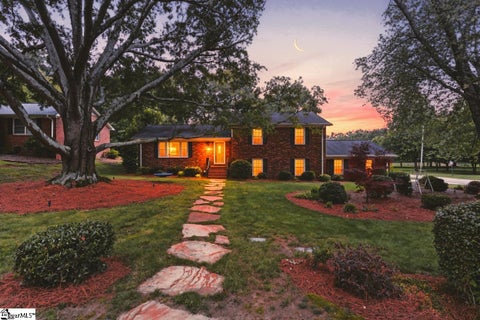 Photo of 113 Abingdon Way, Greenville, SC 29615 (MLS # 1596096)