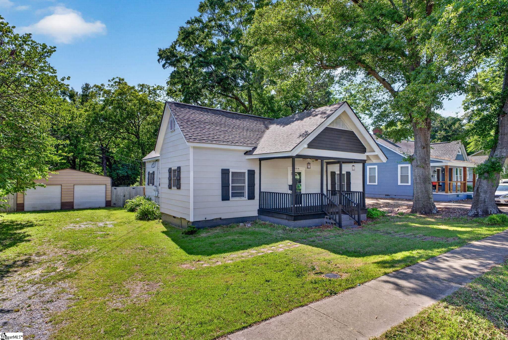 106 S Green Street
