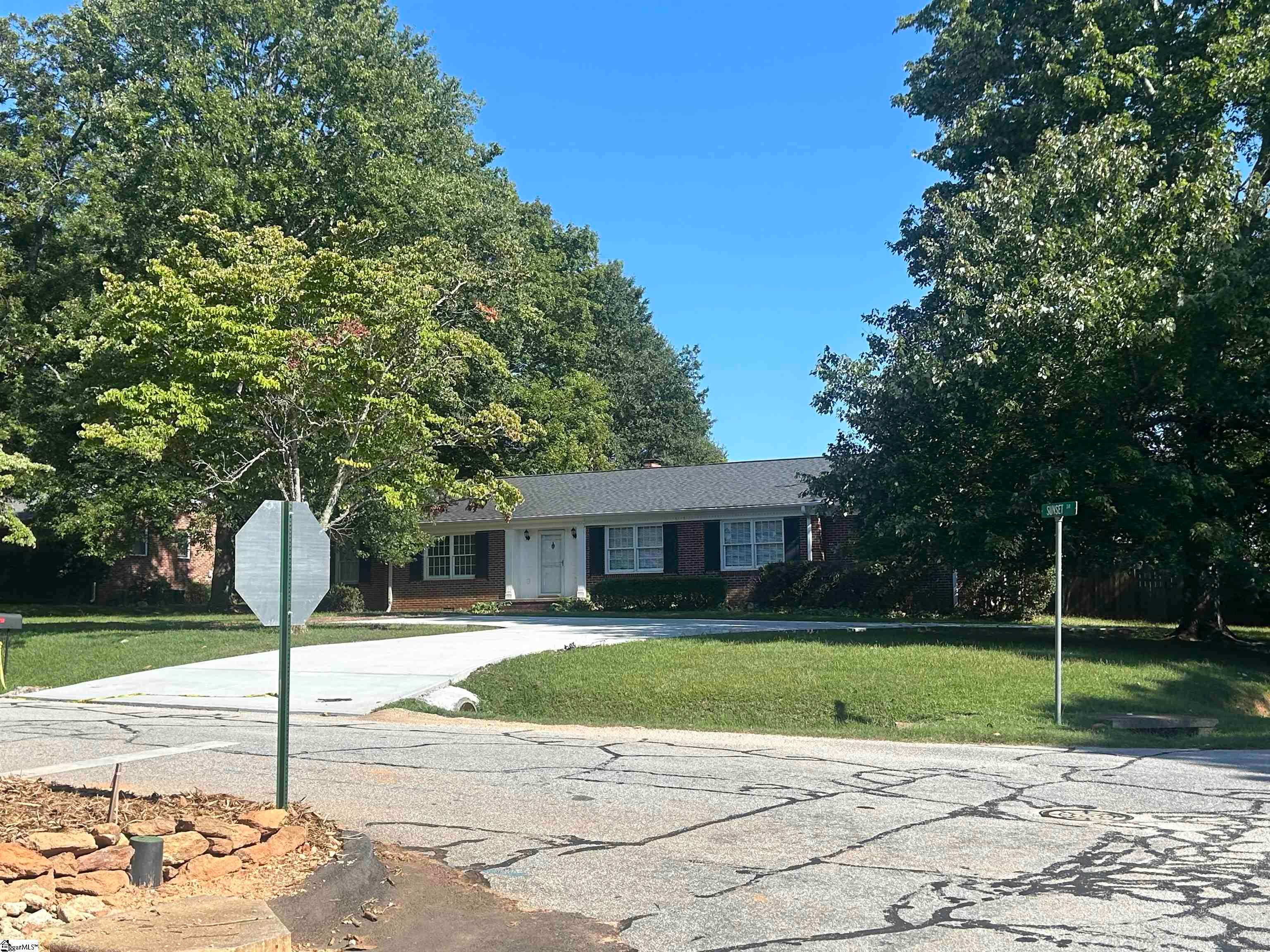 129 Sunset Drive
