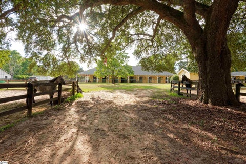 Photo of 844, 846 SE Two Notch Road, Aiken, SC 29801 (MLS # 1606143)
