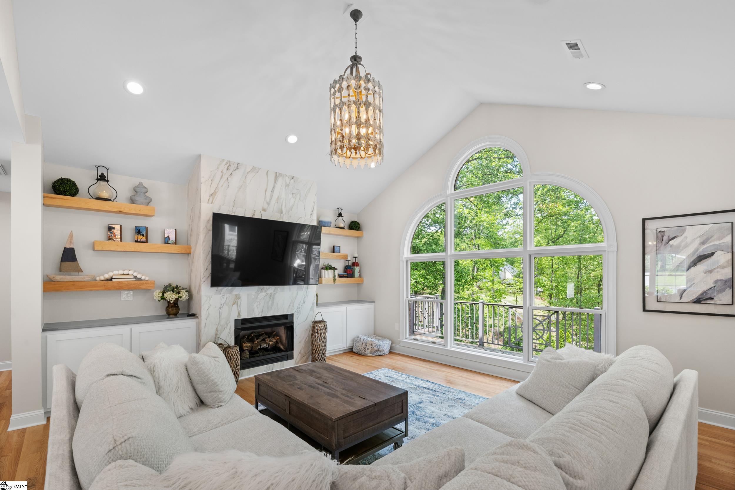 209 Amethyst Way