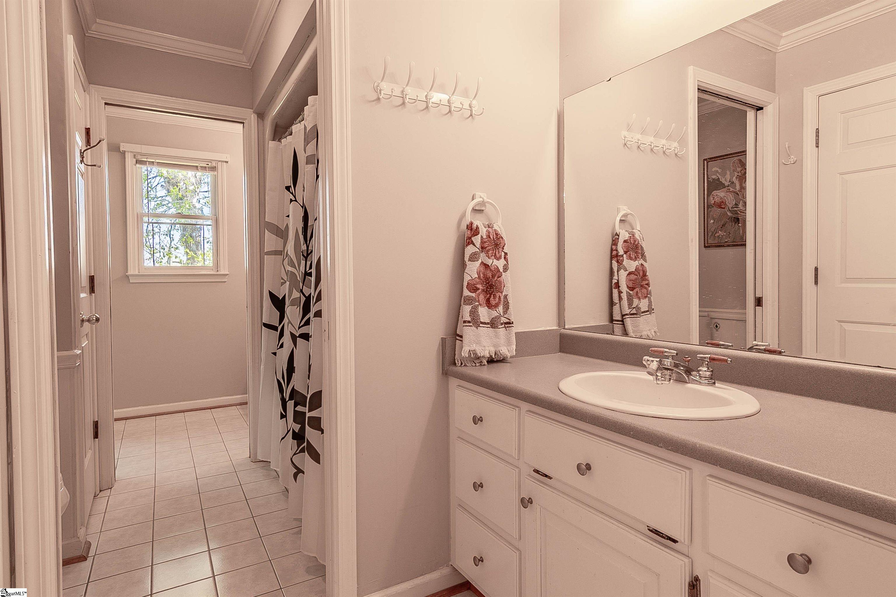 Easley, South Carolina 29640, United States, 4 Bedrooms Bedrooms, ,4 BathroomsBathrooms,Residential,Active,120467