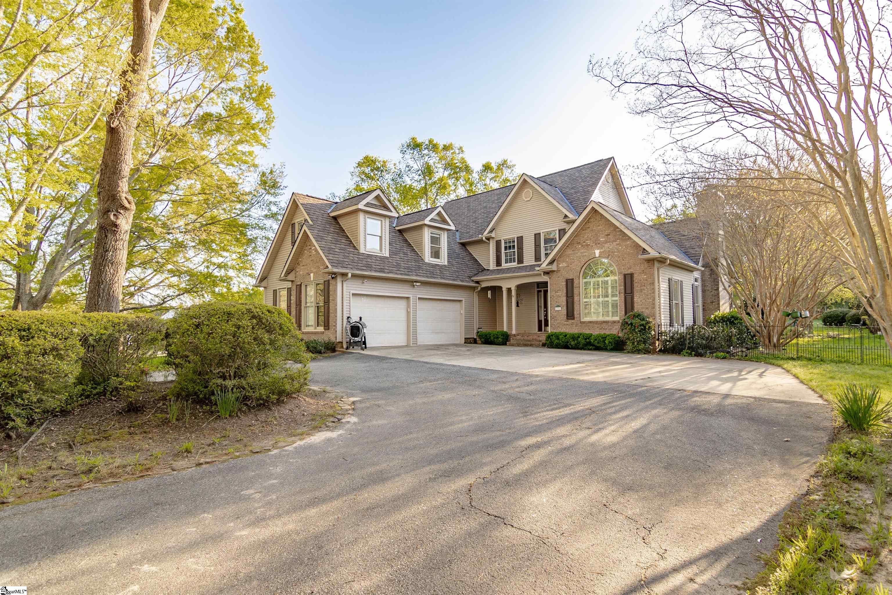 Easley, South Carolina 29640, United States, 4 Bedrooms Bedrooms, ,4 BathroomsBathrooms,Residential,Active,120467