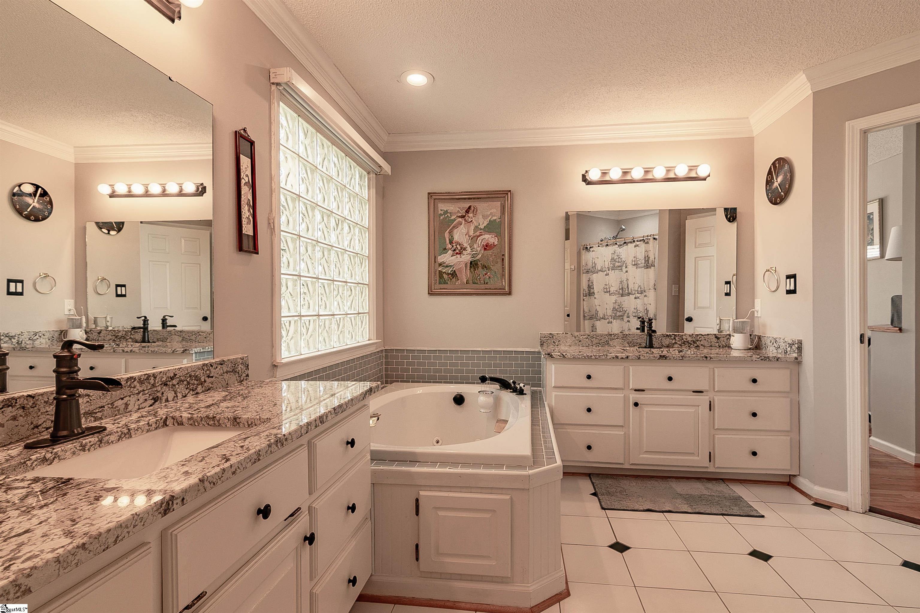 Easley, South Carolina 29640, United States, 4 Bedrooms Bedrooms, ,4 BathroomsBathrooms,Residential,Active,120467