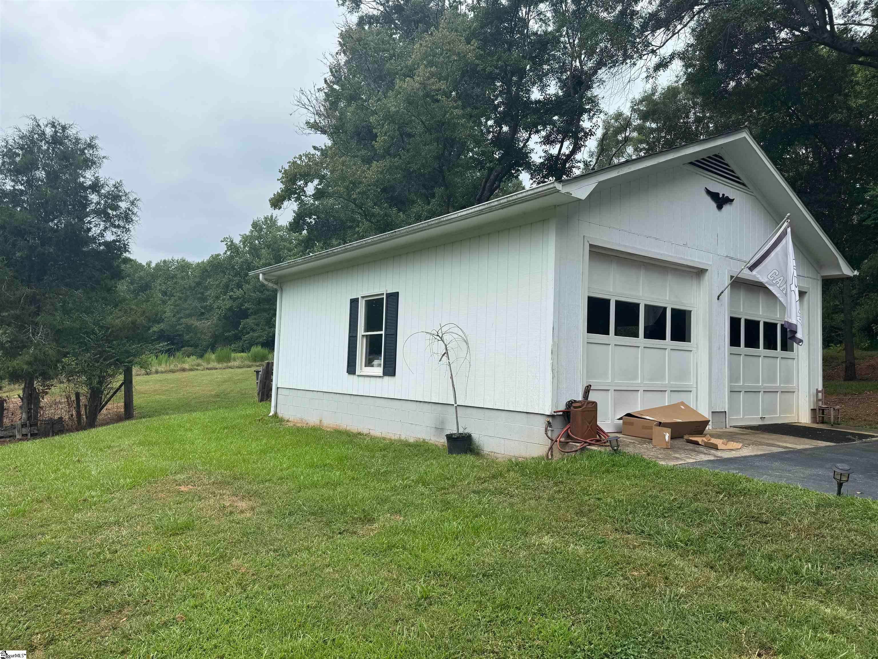 947 Midway Road