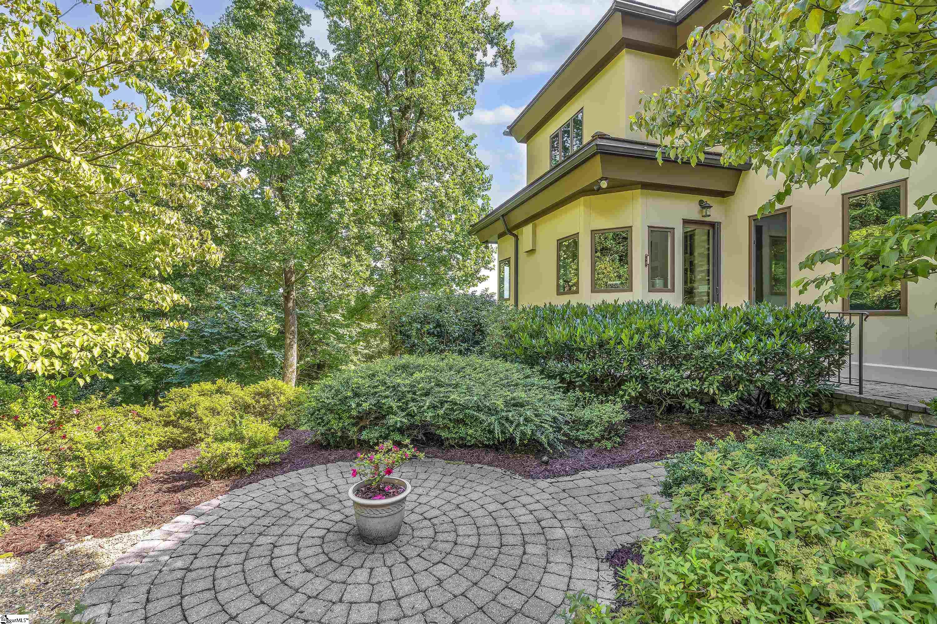 10 Spring Creek Trail